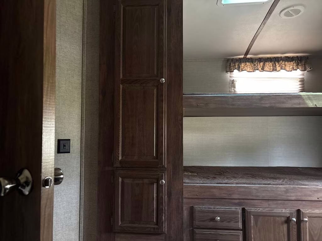 2017 Keystone Cougar 34 TSB Trailer