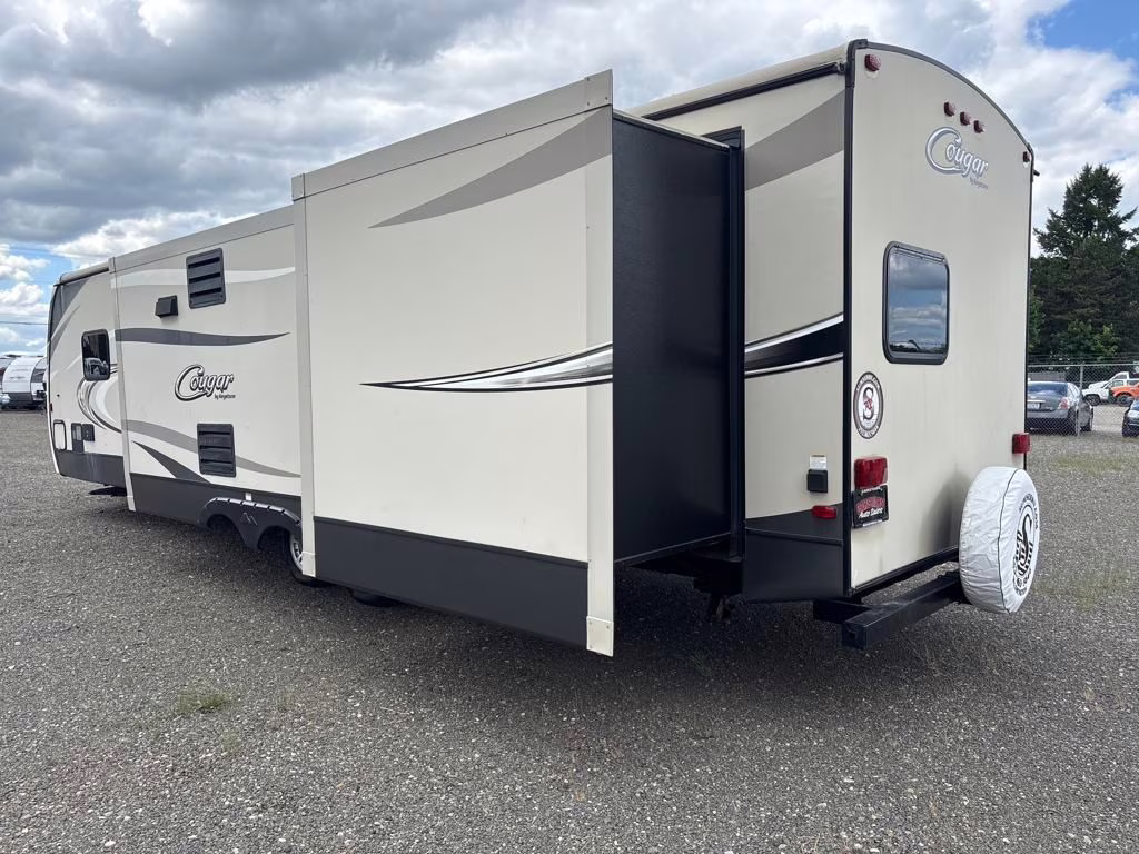 2017 Keystone Cougar 34 TSB Trailer