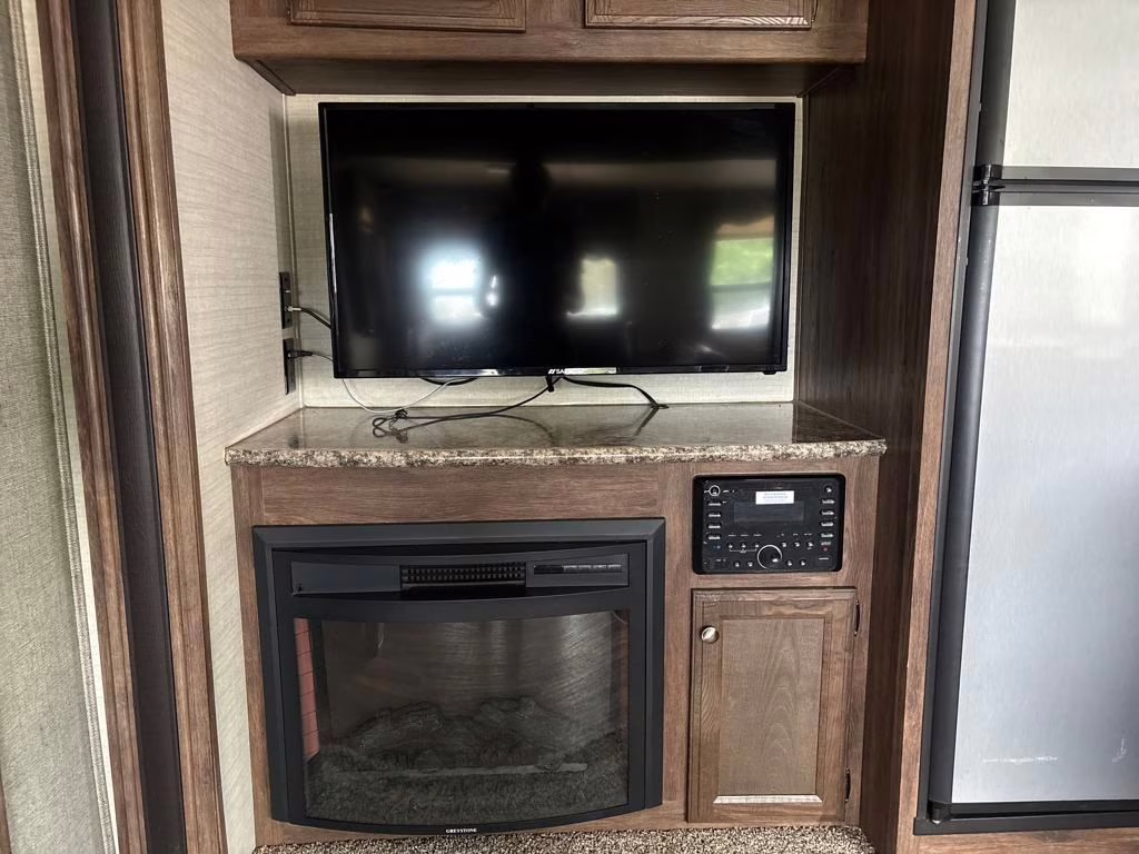 2017 Keystone Cougar 34 TSB Trailer