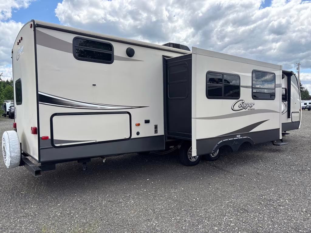 2017 Keystone Cougar 34 TSB Trailer