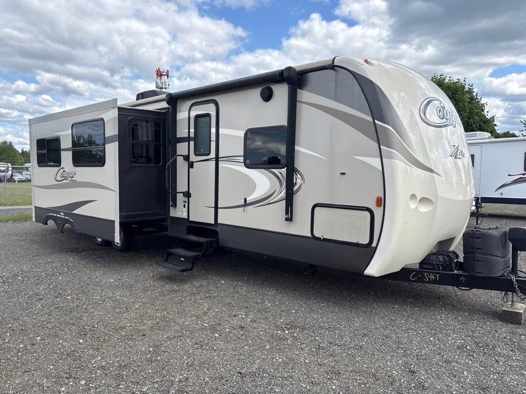 2017 Keystone Cougar 34 TSB Trailer