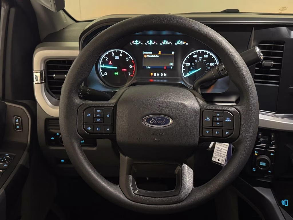 2026 Oxford White Ford Super Duty F-250 SRW XLT 4X4 Truck
