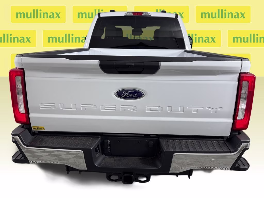 2026 Oxford White Ford Super Duty F-250 SRW XLT 4X4 Truck