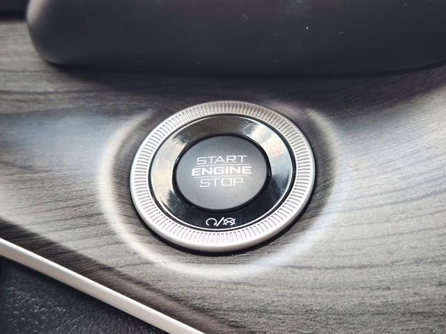 2022 Silver Zynith Jeep Grand Cherokee 4xe 4X4 SUV