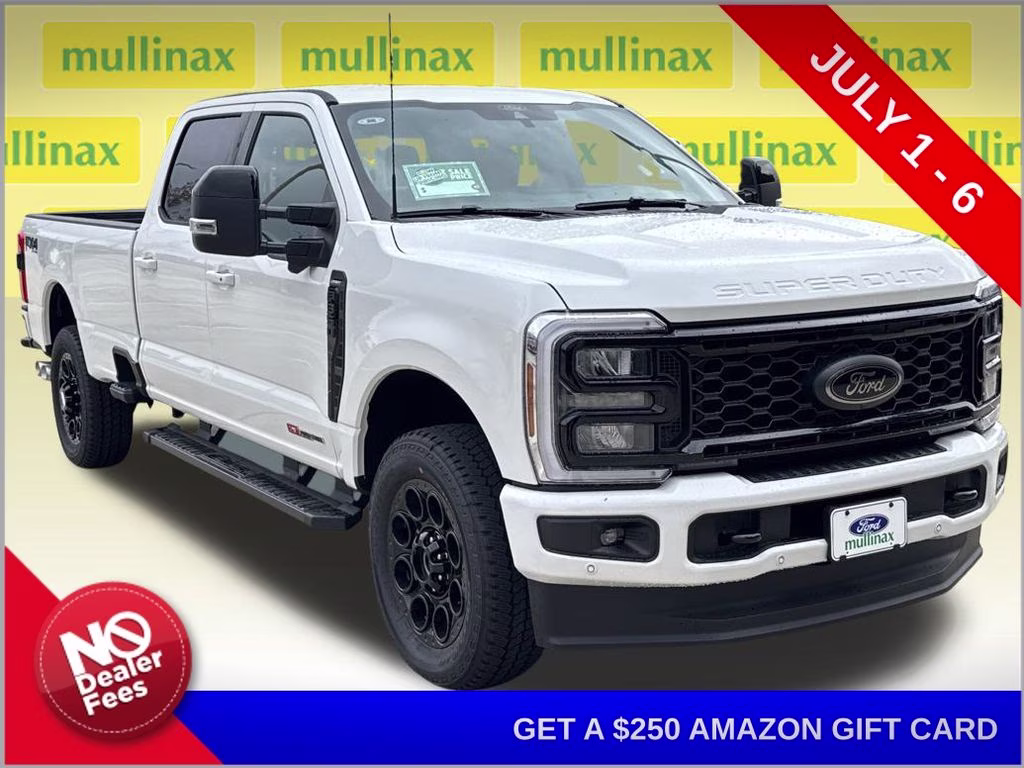 2026 Star White Metallic Tri-Coat Ford Super Duty F-350 SRW Lariat 4X4 Truck