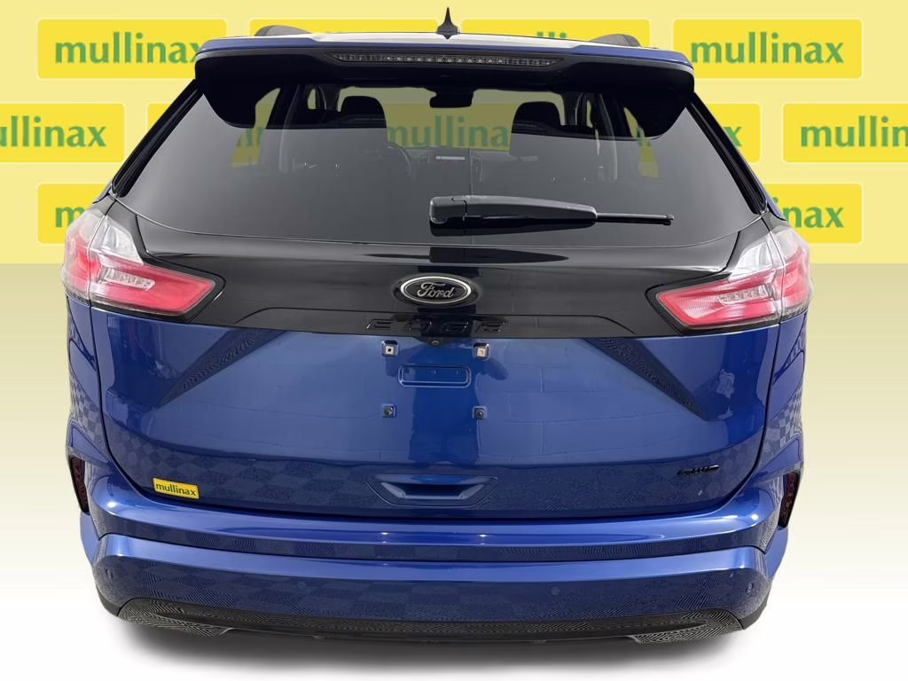 2024 Atlas Blue Metallic Ford Edge SE AWD SUV