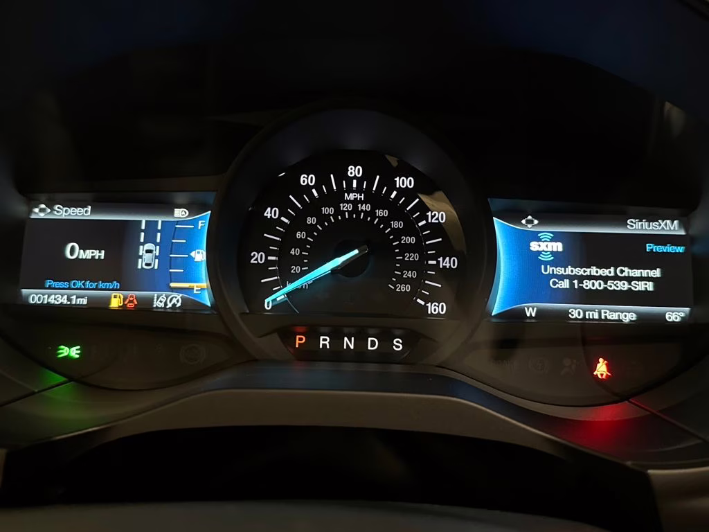 2024 Atlas Blue Metallic Ford Edge SE AWD SUV