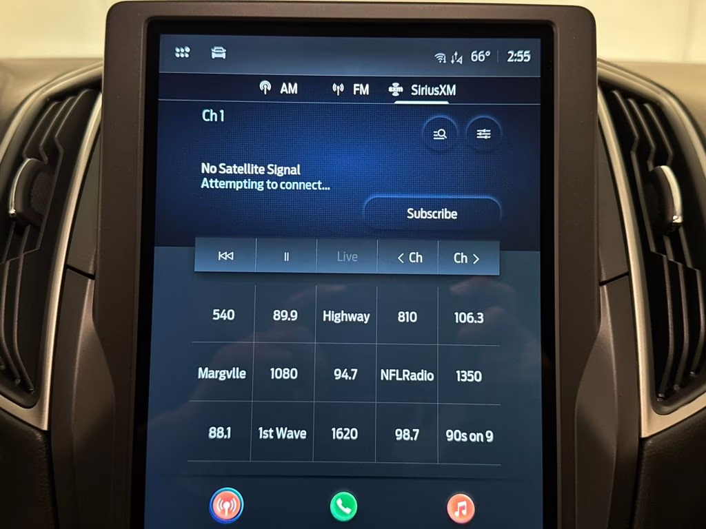 2024 Atlas Blue Metallic Ford Edge SE AWD SUV