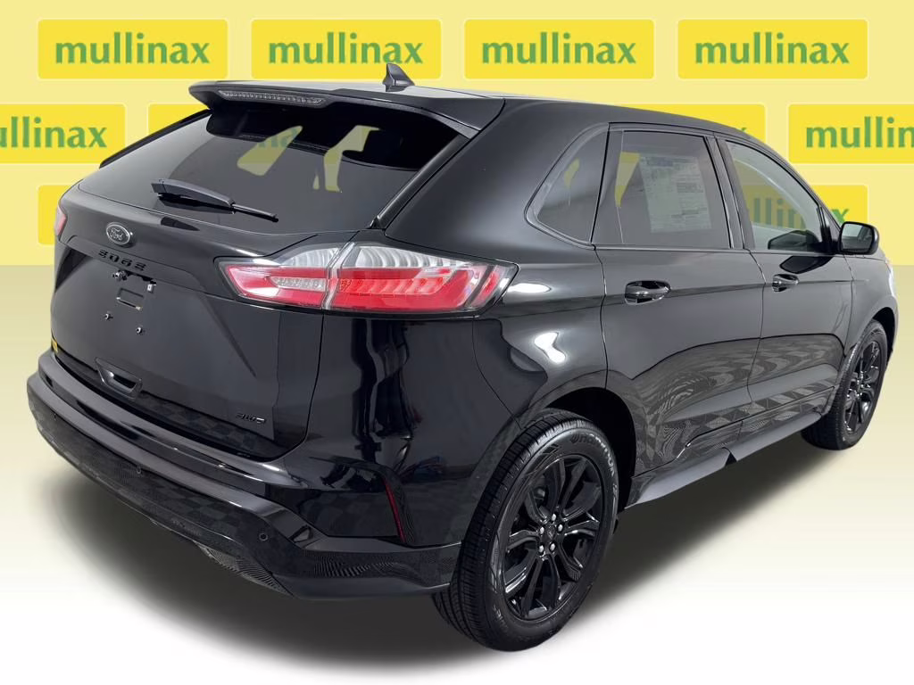 2024 Agate Black Metallic Ford Edge SE AWD SUV