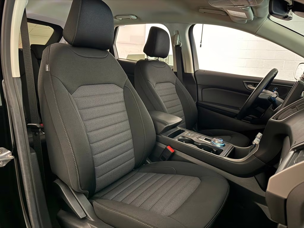 2024 Agate Black Metallic Ford Edge SE AWD SUV