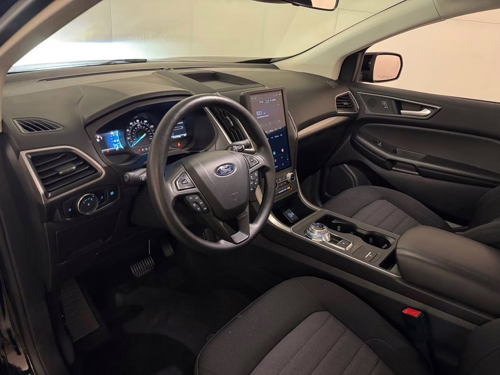 2024 Agate Black Metallic Ford Edge SE AWD SUV