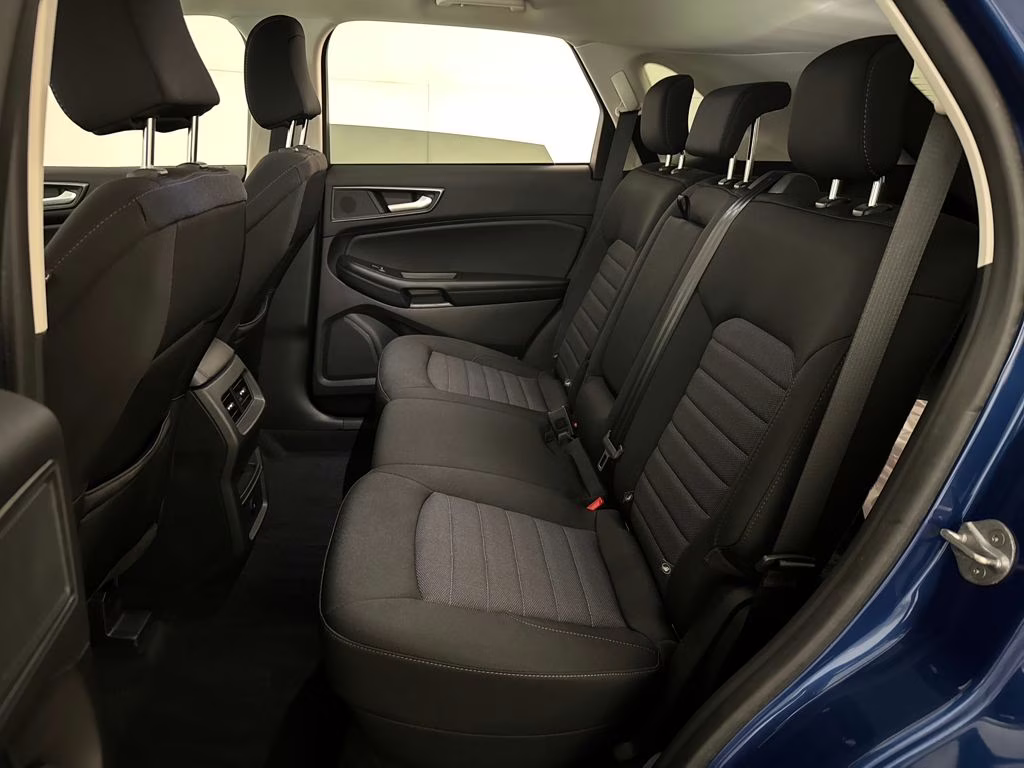 2024 Atlas Blue Metallic Ford Edge SE AWD SUV