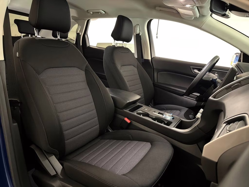 2024 Atlas Blue Metallic Ford Edge SE AWD SUV