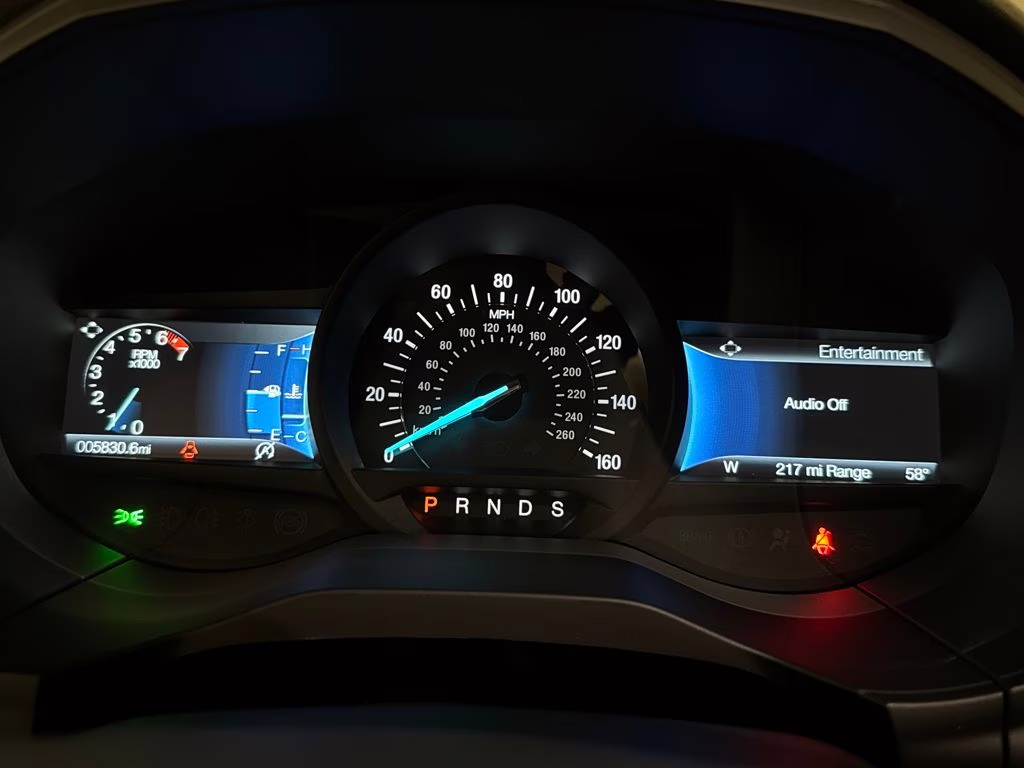2024 Atlas Blue Metallic Ford Edge SE AWD SUV