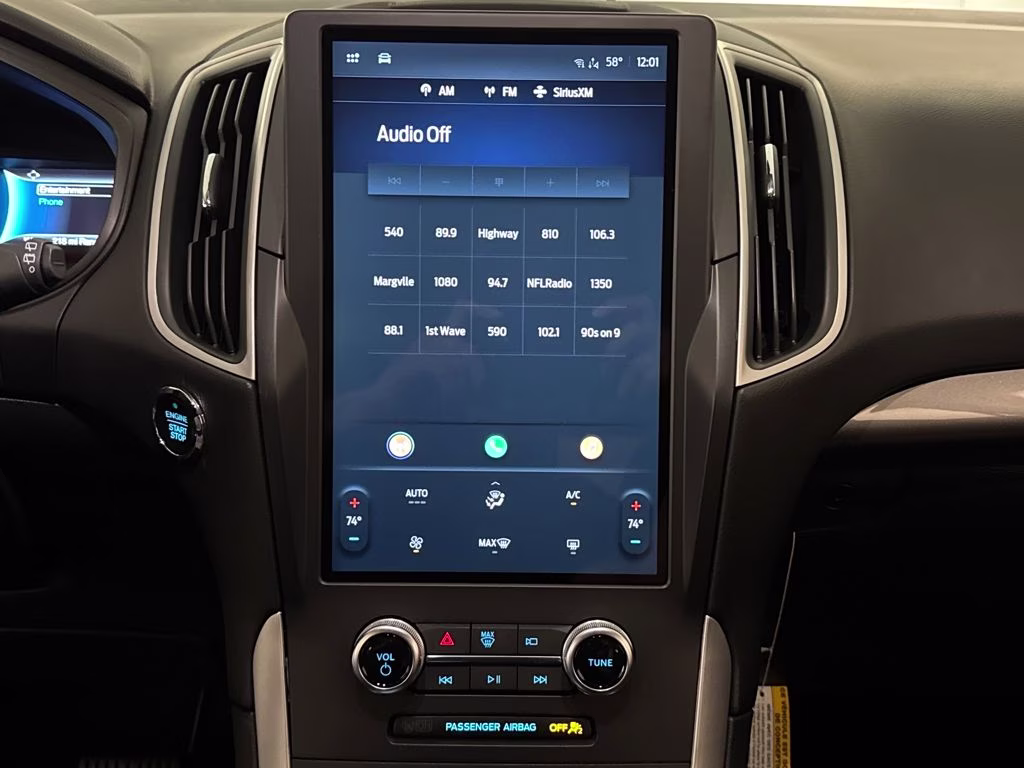 2024 Blue Metallic Ford Edge SE AWD SUV