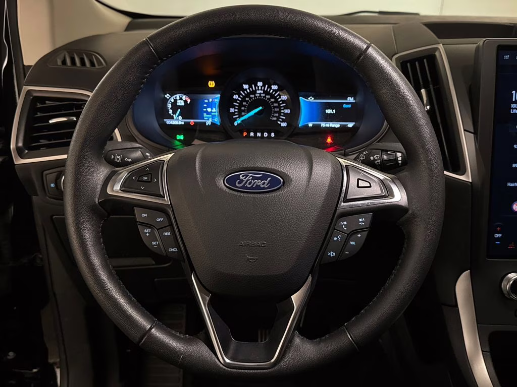 2024 Agate Black Metallic Ford Edge SEL AWD SUV