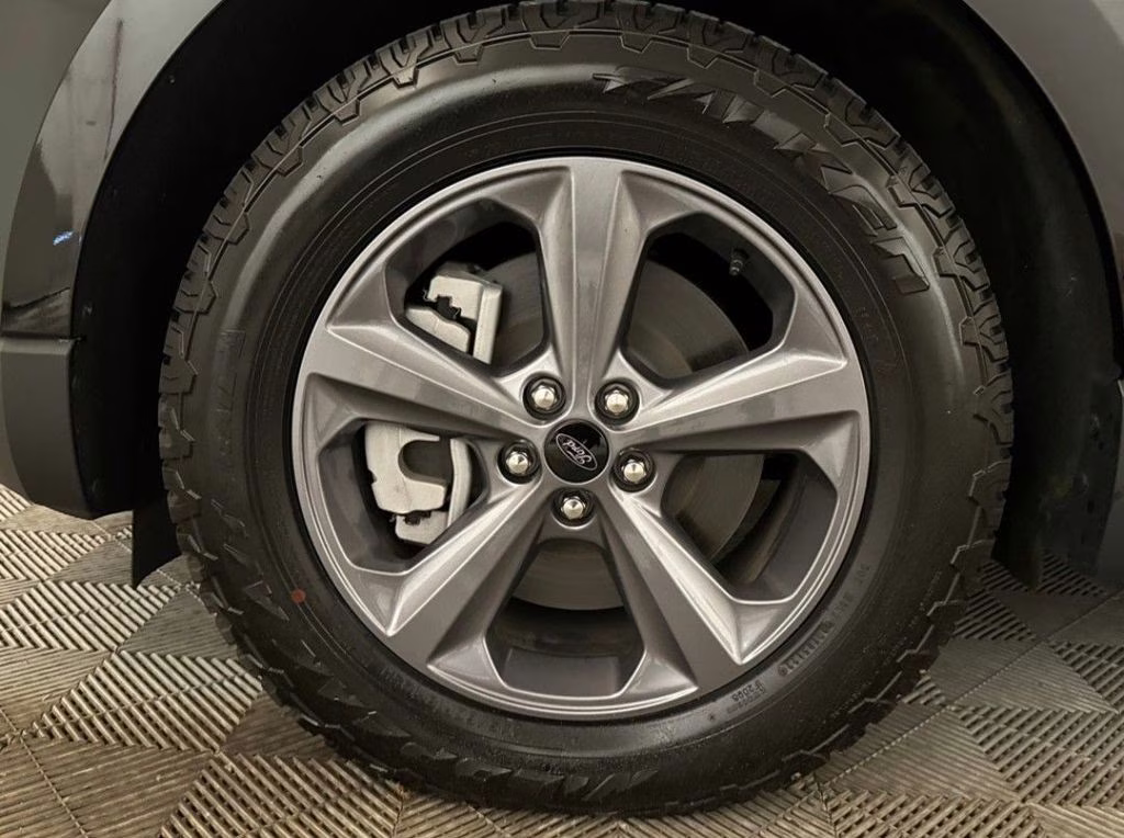 2024 Agate Black Metallic Ford Edge SEL AWD SUV