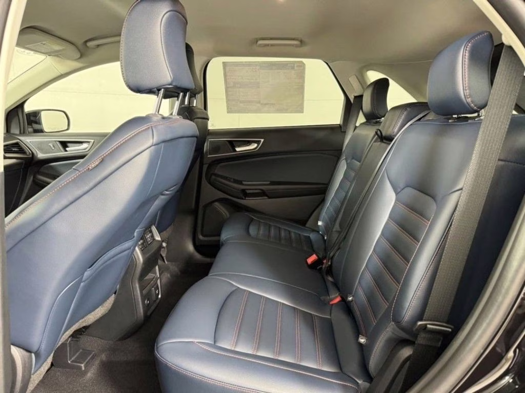 2024 Agate Black Metallic Ford Edge SEL AWD SUV