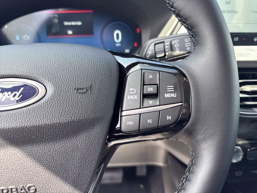 2025 White Metallic Ford Escape Plug-In Hybrid Base FWD SUV