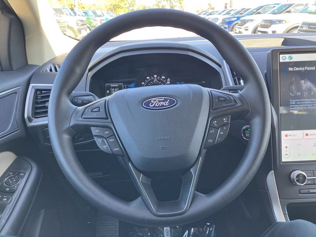 2024 Forged Green Metallic Ford Edge SE AWD SUV