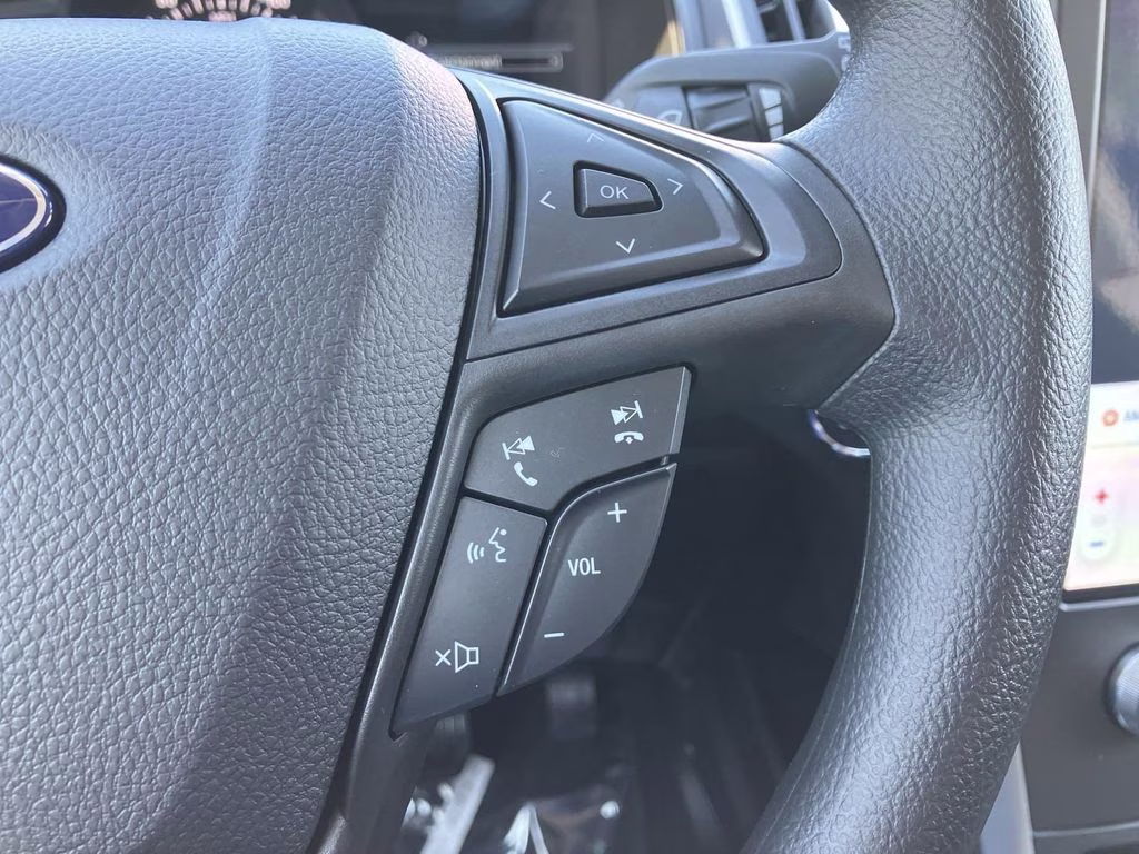 2024 Carbonized Gray Metallic Ford Edge SE AWD SUV