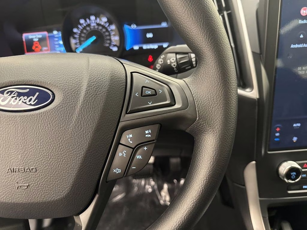 2024 Agate Black Metallic Ford Edge SE AWD SUV