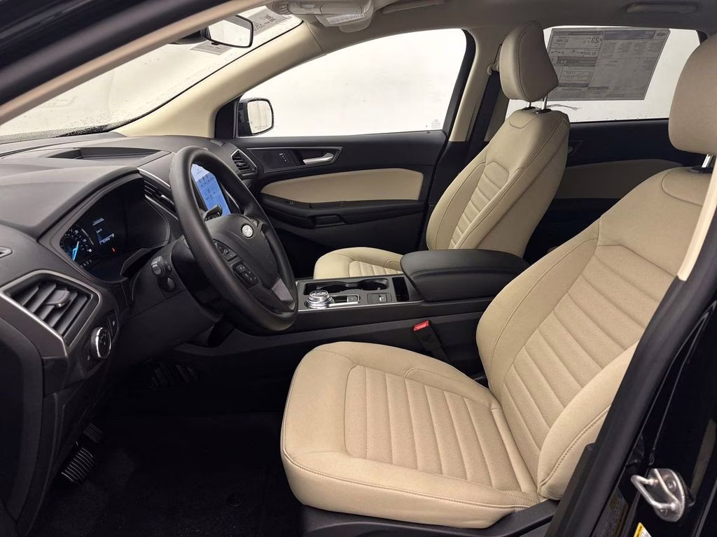 2024 Agate Black Metallic Ford Edge SE AWD SUV