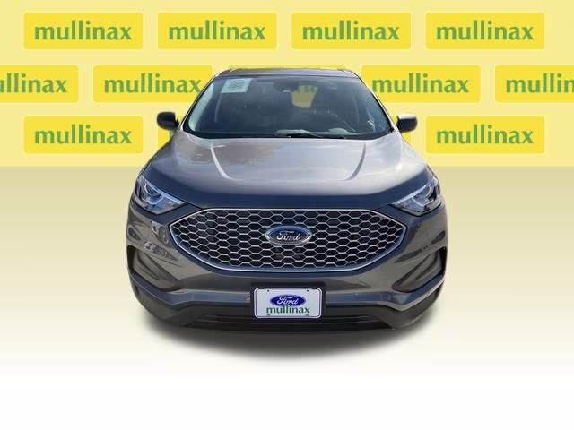 2024 Carbonized Gray Metallic Ford Edge SE AWD SUV