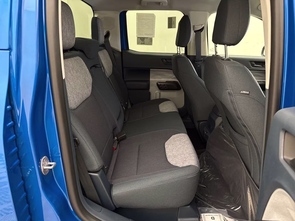 2025 Velocity Blue Ford Maverick XLT FWD Truck