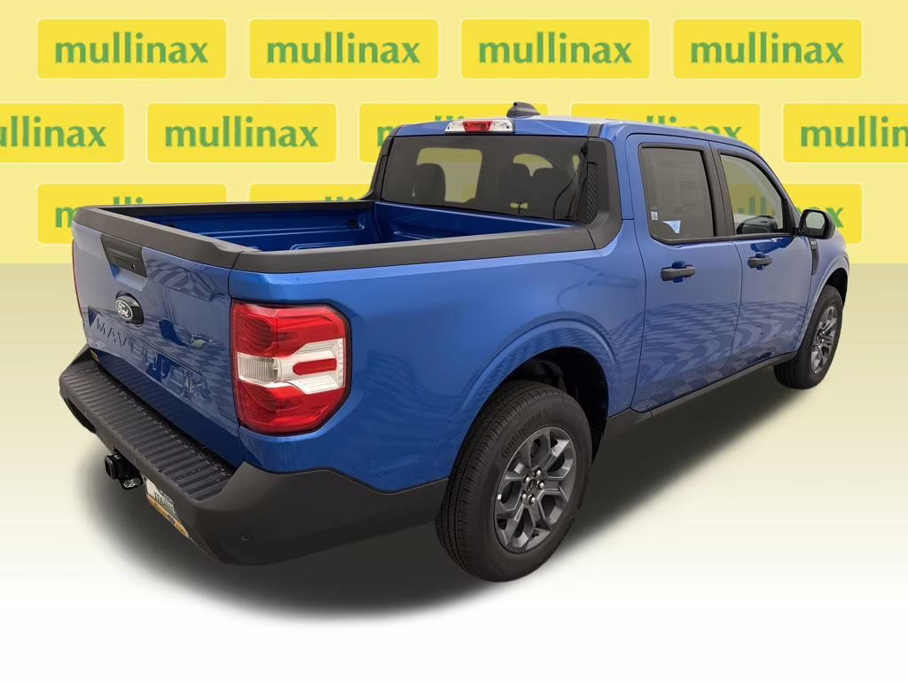 2025 Velocity Blue Ford Maverick XLT FWD Truck