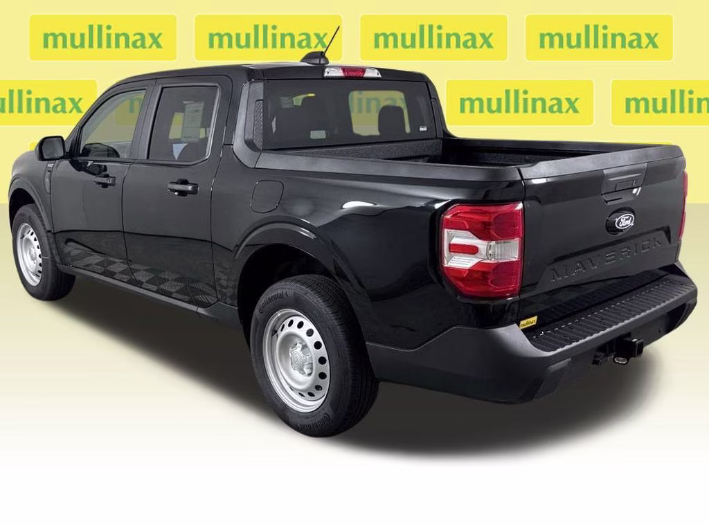 2025 Shadow Black Ford Maverick XLT FWD Truck