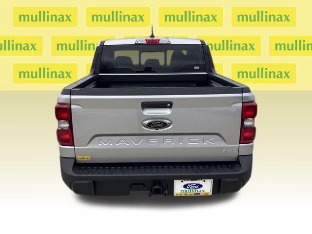 2024 Silver Metallic Ford Maverick Lariat AWD Truck