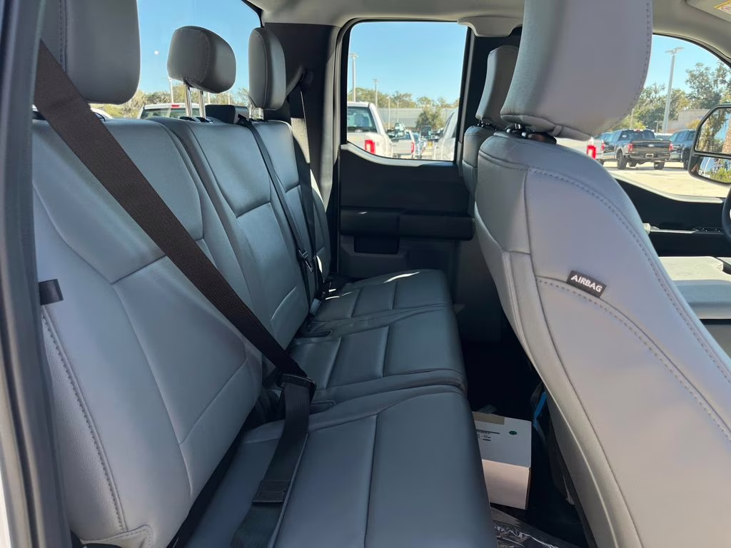 2026 Oxford White Ford Super Duty F-250 SRW XL RWD Truck