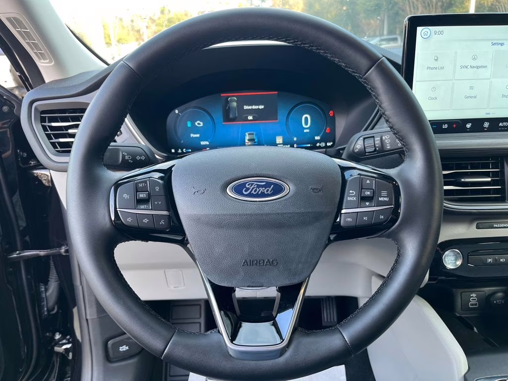 2025 Agate Black Metallic Ford Escape Plug-In Hybrid Base FWD SUV