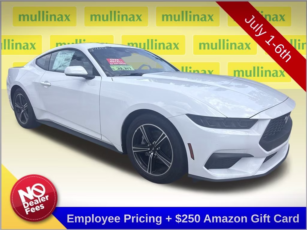 2025 Oxford White Ford Mustang EcoBoost RWD Coupe