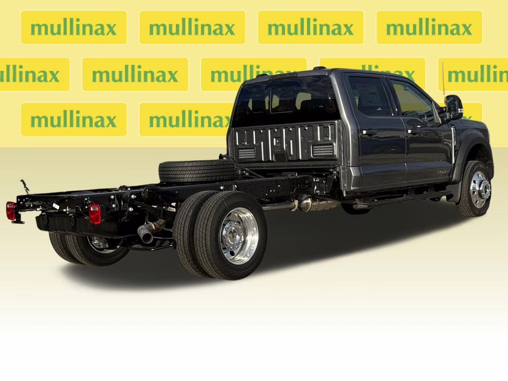 2026 Carbonized Gray Metallic Ford Super Duty F-550 DRW Lariat 4X4 Chassis
