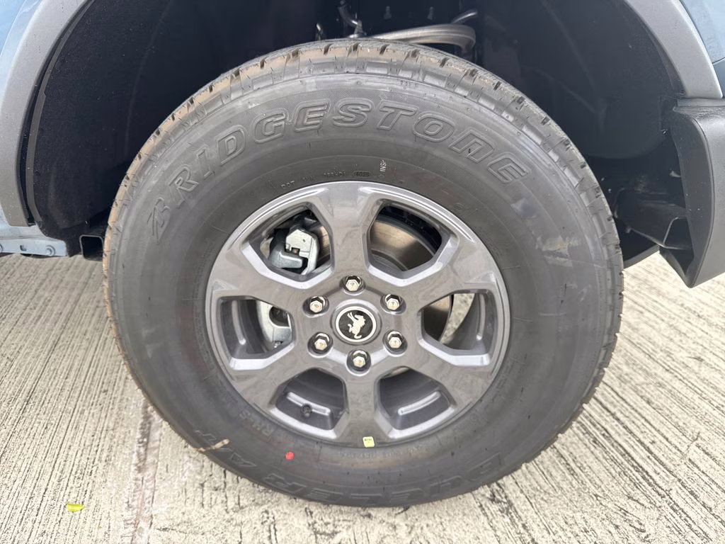 2025 Azure Gray Metallic Tri-Coat Ford Bronco Base 4X4 SUV