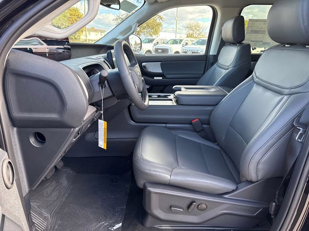 2026 Agate Black Metallic Ford Expedition Max Active RWD SUV