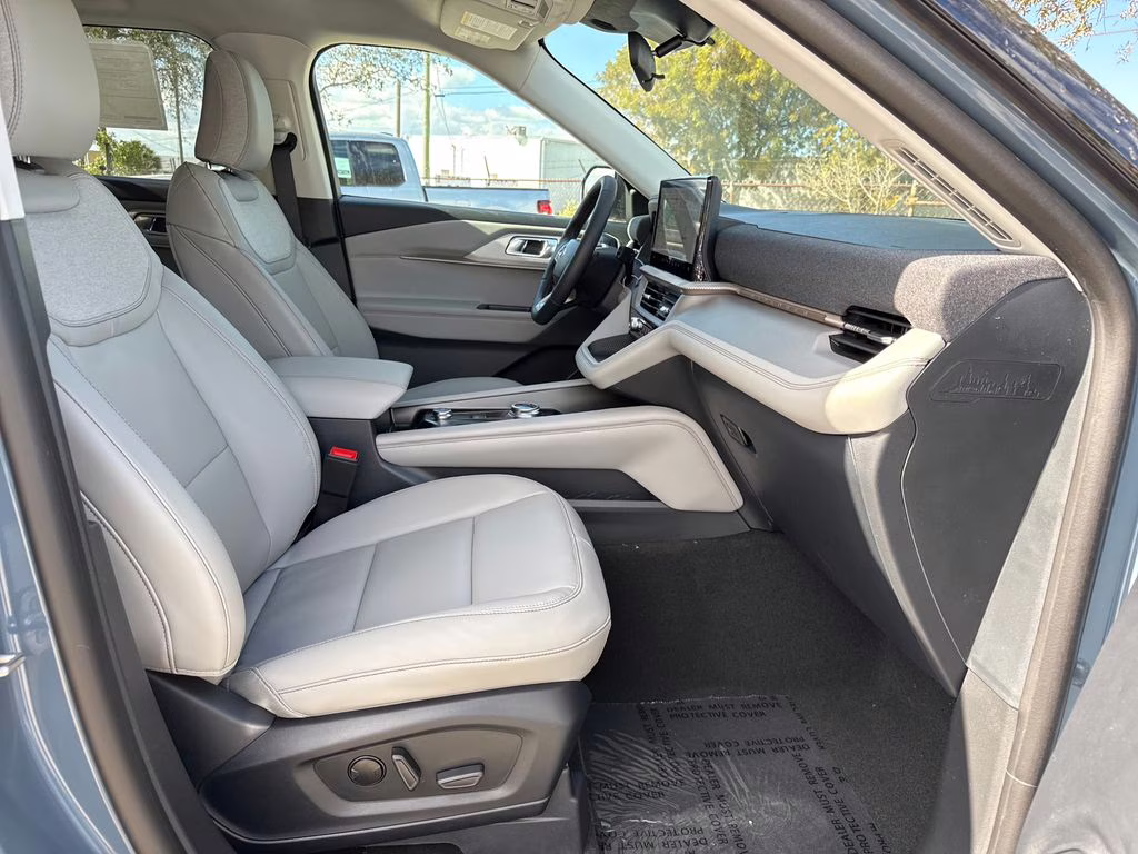 2026 Vapor Blue Metallic Ford Explorer Active RWD SUV