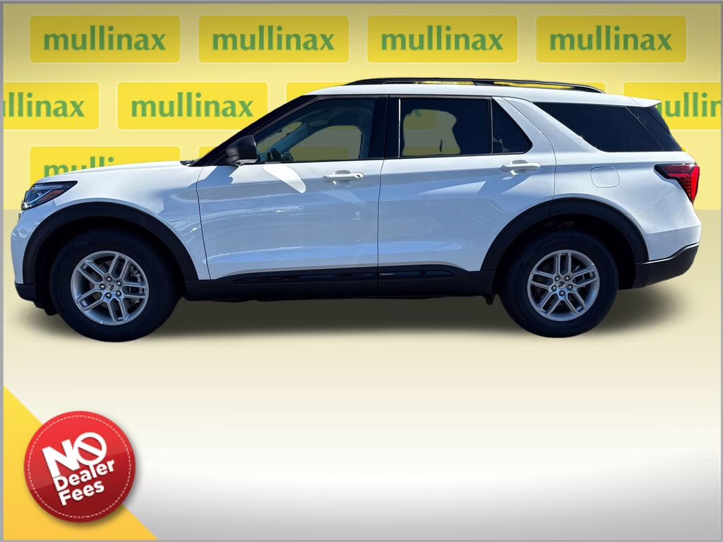 2026 Star White Metallic Tri-Coat Ford Explorer Active RWD SUV