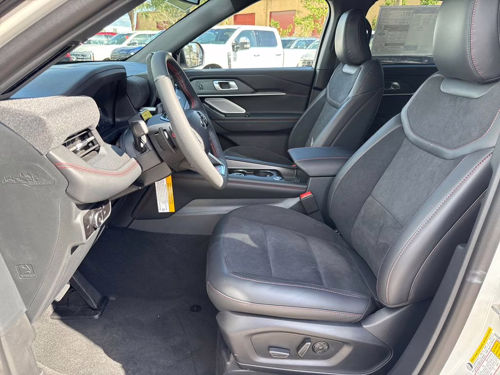 2026 Star White Metallic Tri-Coat Ford Explorer ST RWD SUV