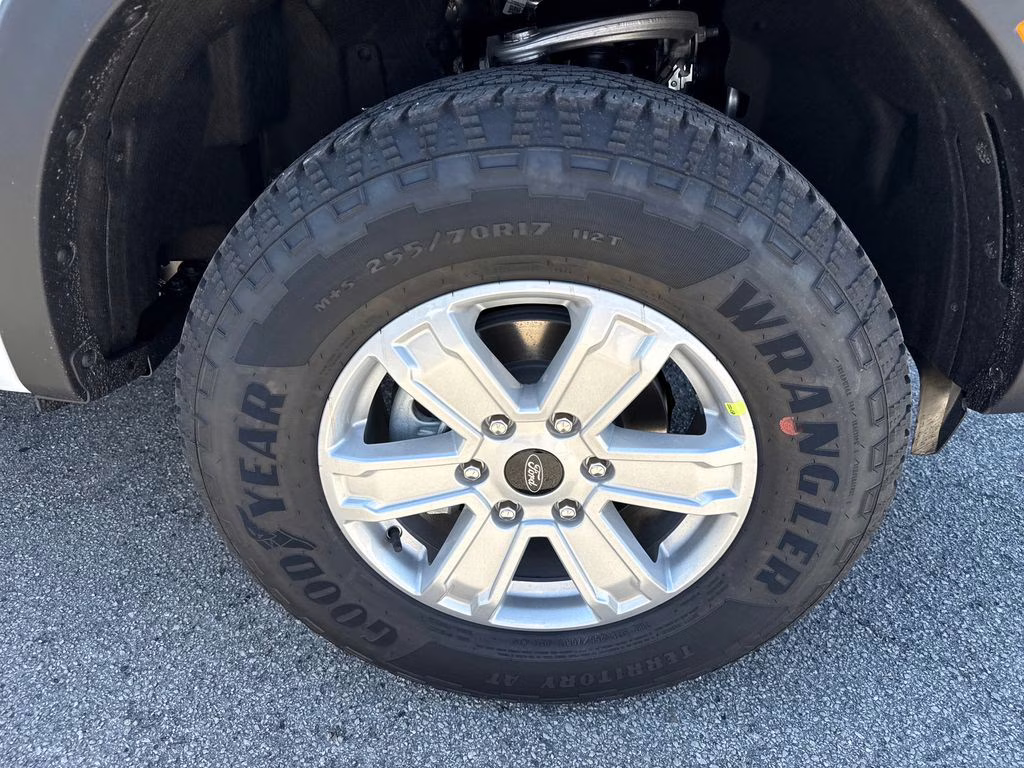 2025 Oxford White Ford Ranger XL RWD Truck