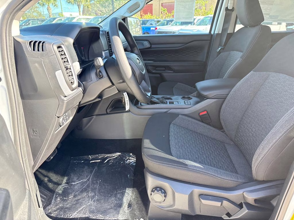 2025 Oxford White Ford Ranger XL RWD Truck