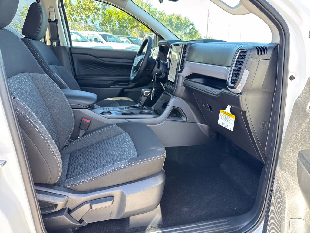 2025 Oxford White Ford Ranger XL RWD Truck
