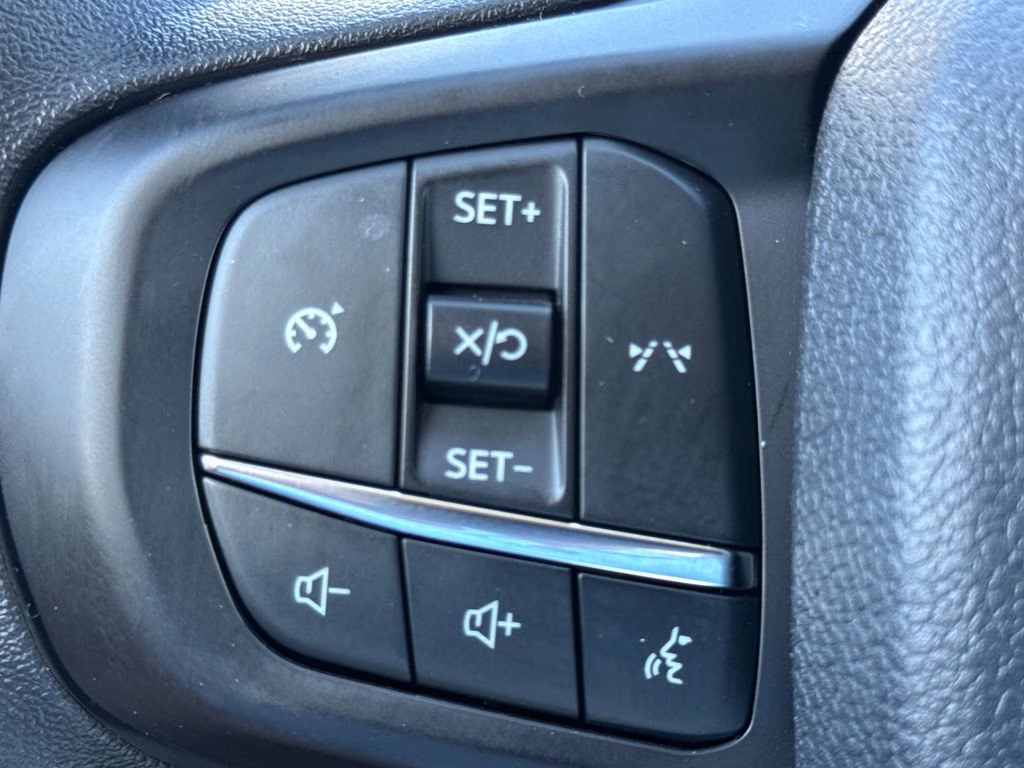 2025 Oxford White Ford Ranger XL RWD Truck
