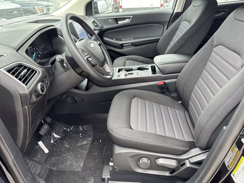 2024 Agate Black Metallic Ford Edge SE AWD SUV