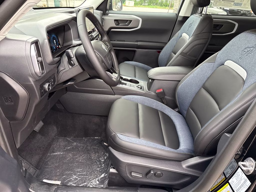 2025 Shadow Black Ford Bronco Sport Outer Banks 4X4 SUV