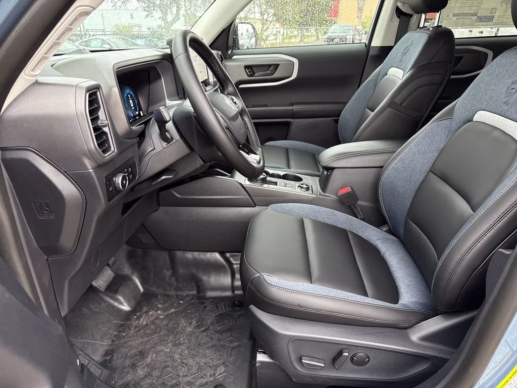 2025 Azure Gray Metallic Tri-Coat Ford Bronco Sport Outer Banks 4X4 SUV
