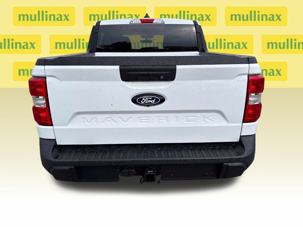 2025 Oxford White Ford Maverick XLT AWD Truck