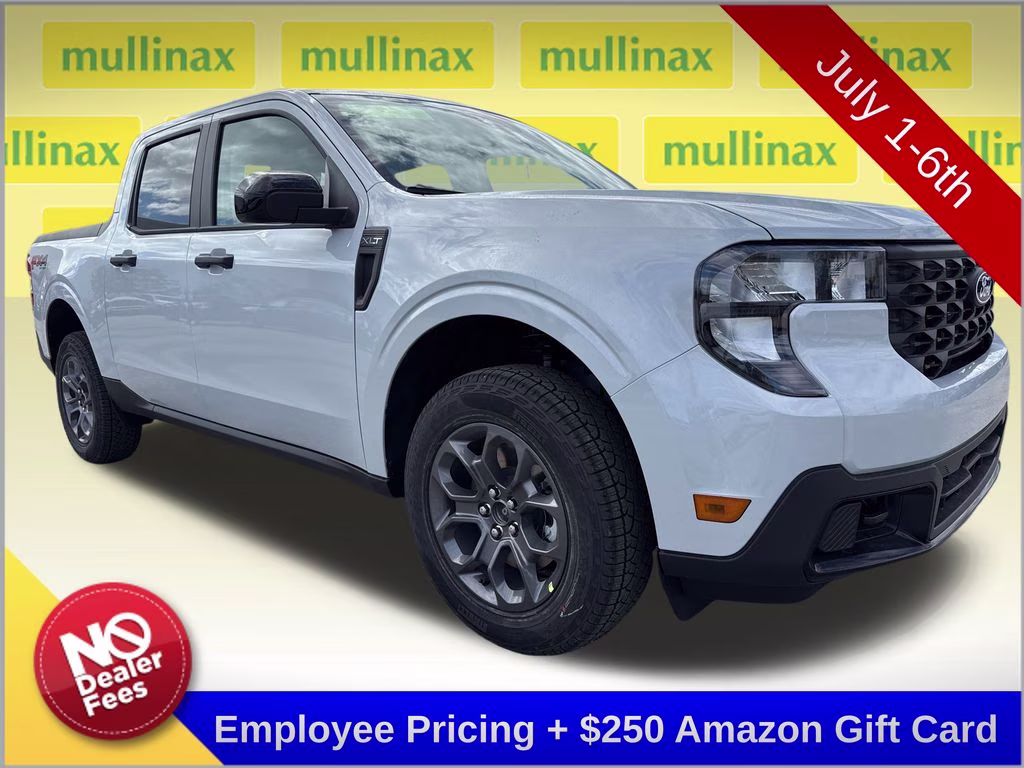 2026 Space White Metallic Ford Maverick XLT AWD Truck
